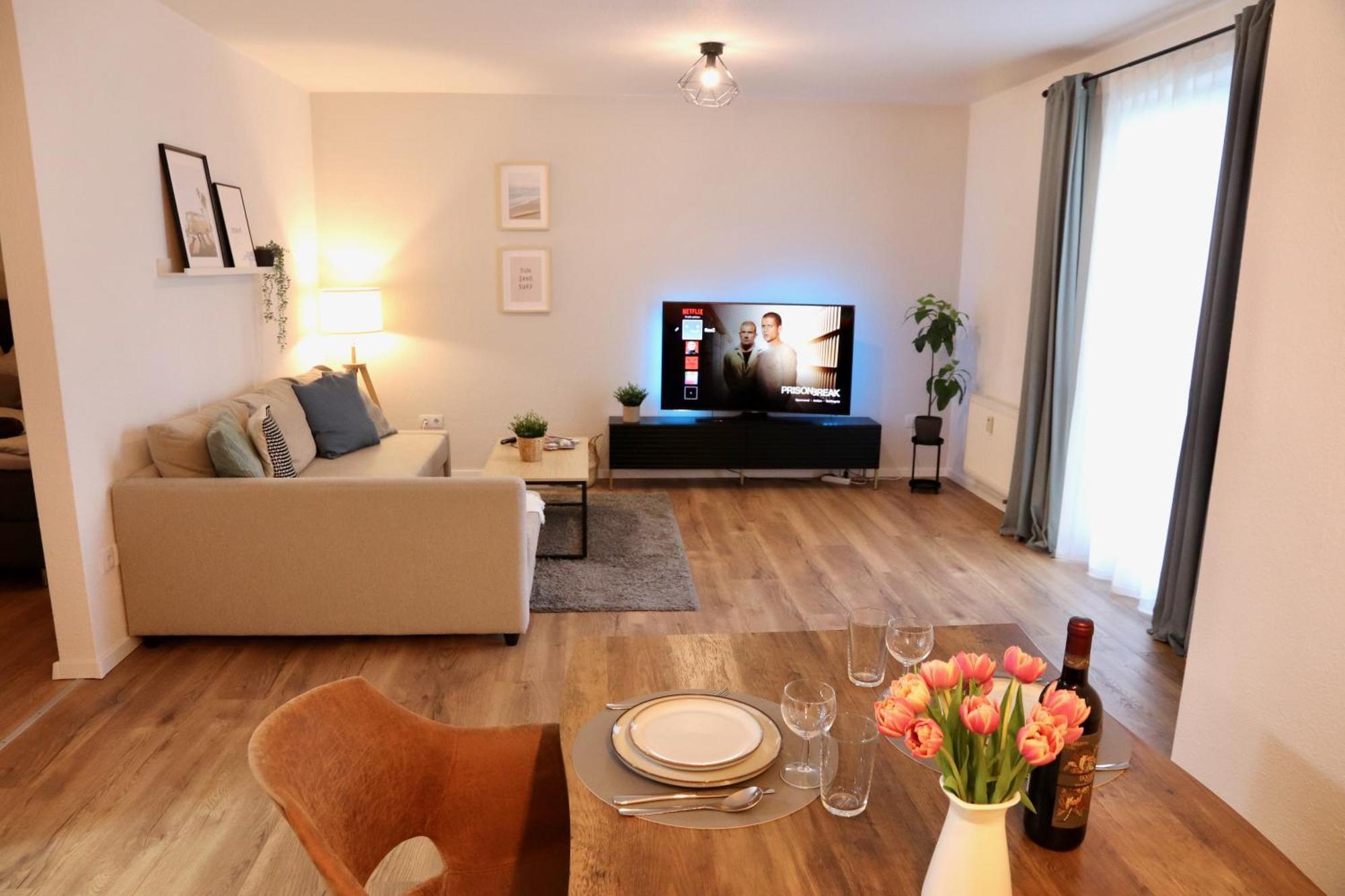 Geraeumiges 2R City-Apartment Uninaehe Mit Tv Streaming, Terrasse Магдебург Экстерьер фото